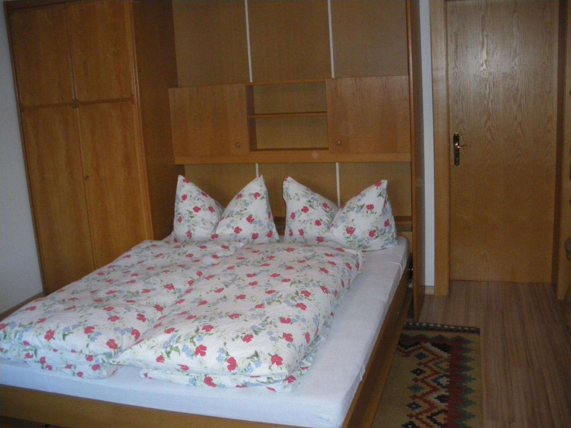 Appartement Susanne นอยชติฟ อิม ชตูไปทัล ห้อง รูปภาพ